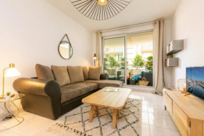 Beautiful apt with TERRACE near VELODROME